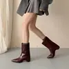 Primer Encuentro Ji Ju Guapo 2026 Otoño Nuevo para Mujer Marca Pequeña Retro Punto de Aumento de Altura Interior Botas de Tacón Alto Puntiagudas