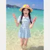 Maiô infantil com gola de boneca verão novo estilo saia de natação xadrez de secagem rápida maiô vestido para crianças de meia-idade e grandes moda praia infantil