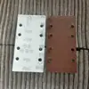 Popular Papel de Lija Rojo Arena Cuadrado de 93*185mm con 8 Agujeros, Respaldo de Terciopelo, Respaldo Encriptado, Papel de Lija Pulido, Resistente al Desgaste