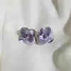 Pendientes de flor en degradado rosa y morado, súper etéreos, sencillos y elegantes, con un toque fresco y elegante, compactos, favorecedores y de alto valor estético, pendientes de botón