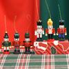 Set de 7cm Cascanueces de Navidad Madera Europeo Mini Pequeño Artesanía Decorativa de Madera Colgante para Árbol de Navidad