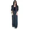 Elegante y estiloso conjunto de traje para mujer con adornos de diamantes, que presenta un nuevo diseño de primavera/otoño con un blazer, pantalones de pierna ancha y un efecto adelgazante, todo en un conjunto de tres piezas.