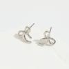 Europa y Estados Unidos de moda retro de venta caliente pequeños y exquisitos Pendientes de lazo de moda para mujer estilo frío pendientes de tendencia