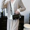 Bolso Pequeño Estilo Francés con Patrón de Cocodrilo para Mujer 2026 Nuevo de Moda Primavera/Verano Bolso de Hombro Cruzado Bolso de Mano Sencillo Bolso Cuadrado Pequeño de Axila