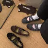 Sapatos de Salto Baixo Femininos com Bolinhas Estilo Vento de Noite Francês 2026 Novos Sapatilhas de Outono com Saia Fundo Plano Boca Rasa Mary Janes