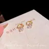 Clásico Básico Simple Versátil Diseño de Nicho Exquisito Circonia Pendientes de Gancho Curvo de Tachuela Lujo Ligero Pendiente Versátil Venta al por Mayor