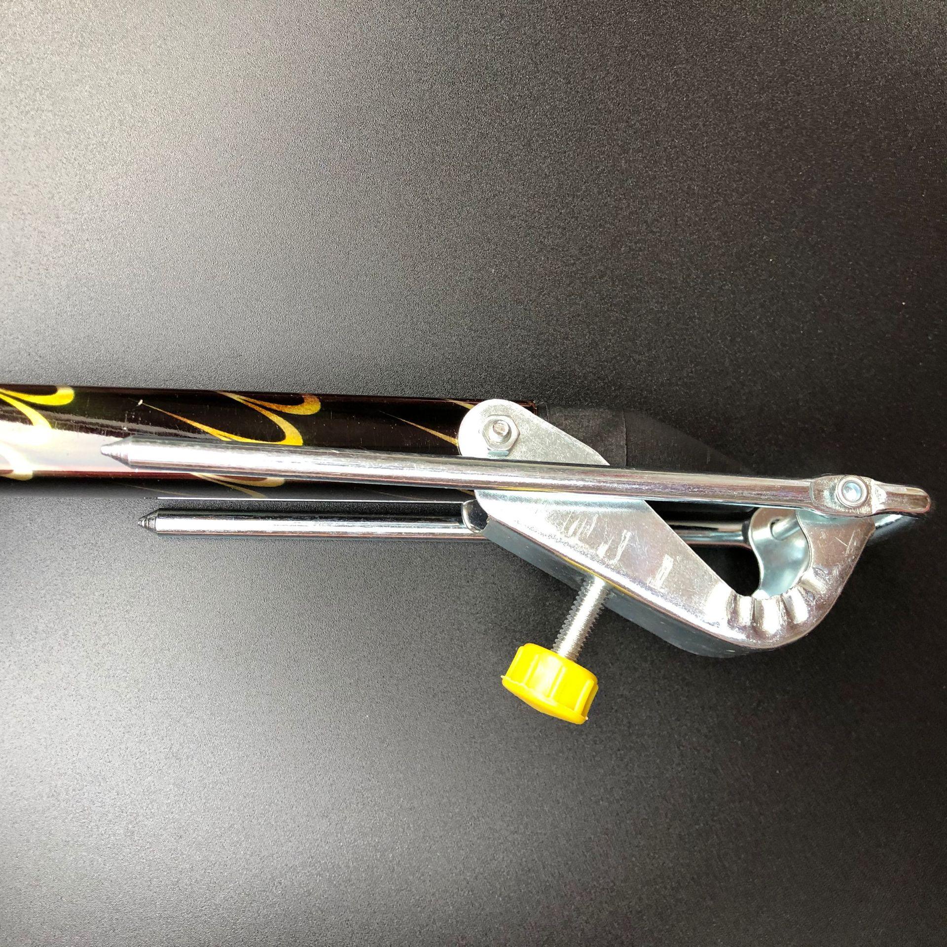 2FA7137F181C253ADE4AE2423CD50B