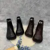 Botas casuais de tornozelo com sola grossa, estilo étnico, forradas com fleece para mulheres, tendência de moda 2026, nova coleção de inverno, confortáveis e quentes, adequadas para mães