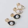 Pendientes de Perla Minimalistas de Nicho Estilo Lujo Ligero con un Toque Vintage, Sensación de Alta Gama, Pendientes de Clip de Oreja de Diseño Modernos y Versátiles para Mujer