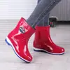 Zapatos de agua de corte medio, estilos de caña alta y baja con suela gruesa, botas de lluvia con suela gruesa, zapatos moldeados por inyección, para mujer, para todas las estaciones, con forro de polar