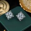 Brincos Femininos Elegantes Banhados a Ouro Cubo Micro-Incustados Zircônia Colorida Leve Luxo Alto Padrão Simples e Elegantes