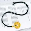 Aleación de Cobre Oro Simulado Mantra de Seis Caracteres Filigrana Hebilla de Paz Colgante Collar de Moda Lujo Ligero Sensación de Gama Alta Anillo Redondo Colgante