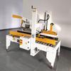 La máquina semiautomática de plegado y sellado Xinwei Jiayin JPC-500 realiza el plegado y sellado automático de cajas de cartón.