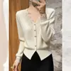 Cardigan de Tricô Estilo Coreano Temperamento Suave Gola de Renda Clássica Chegada Nova Primavera 2026 Versátil Toque de Luxo Top