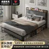 Fábrica de comércio exterior ferro-madeira combinação cama estofada macia com prateleira de armazenamento na cabeceira, cama de armazenamento com carregamento USB, pedido B2B transfronteiriço