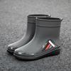 Zapatos de lluvia nuevos para hombre zapatos de moda impermeables zapatos antideslizantes botas de lluvia zapatos de goma tubo corto coreanos casuales pies cocina mayoreo comercio exterior