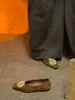 Zapatos planos de estilo retro coreano para mujer con hebilla metálica y punta cuadrada, colección de otoño, que aumentan la altura, elegantes y versátiles.
