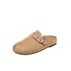 Fresco y cómodo~ Modelo nuevo 2026 mules cerrados tipo Birkenstock de cuero genuino con suela gruesa para mujer