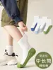 Algodón puro, calidad Clase A, calcetines infantiles sin costuras, estilo primavera/otoño, longitud hasta la pantorrilla, para bebés, niños y niñas, adecuados para estudiantes y deportes, blancos, duraderos y fáciles de limpiar, al por mayor
