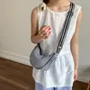 Versão Coreana Design Exclusivo Bolsa de Ombro Único 2025 Nova Moda Versátil Bolsa Meia-Lua Grande Capacidade Bolsa Transversal Xadrez Artístico