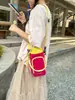 Bolsa esportiva moderna, leve e compacta, bolsa de ombro casual versátil para atividades ao ar livre, bolsa transversal com vários bolsos e porta-garrafa para mulheres