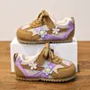Tênis Respiráveis de Malha para Meninas, Novos Sapatos de Caminhada Macios para Outono, Sapatos de Bebê Florais Fofos, Sapatos Casuais para Crianças