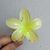 Pinza para el Cabello de Flor de Plumeria para Mujer, Pinza de Tiburón Floral, Accesorio Estilo Vacaciones en la Playa, Pasador, Adorno para el Cabello, Pinza para el Cabello