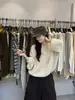 O único suéter quente VI+ de outono para mulheres, estilo coreano, caimento lazy, versátil, solto, modelador, multicolorido, gola redonda 99509