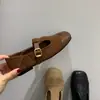 Sapatos Femininos Mary Jane Quadrados Retrô Esculpidos para Primavera e Outono 2026 Sapatos Pequenos de Couro com Solado Plano Novo Estilo