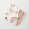 Estilo Primavera y Otoño Sin Etiquetas Conjunto de Ropa y Pantalones de Bebé para Otoño Algodón Puro Broches en el Hombro Cuello Redondo de 0 a 3 Años Pijama Fino de Invierno para Bebé