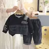 Conjunto Casual Elegante de Dos Piezas para Niños para Salidas Diarias, Ropa Infantil de Primavera y Otoño, Conjunto de Dos Piezas con Sudadera Estampada con Letras para Niños