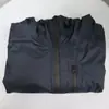 Chaqueta rígida para exteriores, estilo hombre, adecuada para primavera y otoño, impermeable y cortavientos, con un diseño estilo Bata