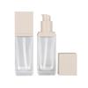 Nuevo en stock suministro botella de base líquida 30ml bomba de presión botella de vidrio botella de líquido original botella de crema aislante botella cosmética de crema BB