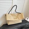 Bolso de Mano Retro Simple y Versátil para Estudiantes Universitarias, Nuevo Bolso Tote Cruzado de Gran Capacidad para Otoño e Invierno 2026