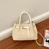 Bolso Pequeño de Textura de Moda para Mujer 2026 Nuevo Otoño Nicho Bolso Cruzado Sencillo Estilo Coreano Bolso de Cubo Plegado de Mano