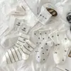 Calcetines Holgados de Encaje con Lazo de Moda para Mujer Primavera y Verano, Nuevo Estilo de Media Pantorrilla Estilo Japonés Deportivos Grises y Blancos Largos