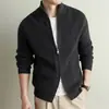 Suéter de Tricô Masculino 2026 Outono/Inverno Tricô Grosso Gola Alta Cardigan com Zíper Estilo Old Money Jovem Casaco Grosso Casual