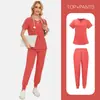 Uniforme Cirúrgico Feminino para Sala de Operação, Casa de Repouso, Salão de Beleza, Clínica Odontológica, Manga Curta, Calça Longa, Uniforme de Enfermeira com Bordado