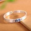Pulseira de Prata Flor de Ameixeira Azul Queimado Estilo Chinês da Moda, Prata Pura 999, Pulseira Aberta Floral Feminina da Moda