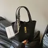 Bolsa de Grande Capacidade para Mulheres, Nova Moda Casual de Verão 2026, Bolsa de Mão Versátil, Bolsa Saco de Alta Qualidade para o Dia a Dia