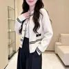 Nova coleção outono e inverno: jaqueta feminina elegante e versátil de abotoamento simples com listras e decote redondo, perfeita para uso casual