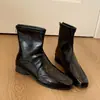 Botas finas de moda retrô com bico quadrado, novas botas curtas com salto grosso 2026 versão coreana Chelsea boots, botas curtas femininas estilo britânico