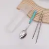 Venta al por mayor de fábrica creativa de dibujos animados para niños juego de cubiertos de tres piezas de acero inoxidable tenedor cuchillo cuchara juego de cubiertos portátil