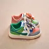 Zapatillas Deportivas para Niños 2025 Nuevas de Primavera Suela Blanda Casuales de Caña Baja Zapatos para Niños Niños Primavera y Otoño Niños Medianos y Grandes