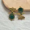 Al por mayor En stock Emblema Nacional Saudí Aleación Llavero Colgante DIY Árbol de Coco Patrón de Goteo de Aceite Doble Cara Accesorio