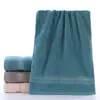 Toallas personalizables de algodón puro de baja torsión para uso doméstico, adecuadas tanto para hombres como para mujeres, para lavar la cara y absorber el agua; venta al por mayor disponible en supermercados; servicio de logo bordado ofrecido