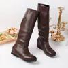 Botas altas retro de estilo francés para mujer que aumentan la altura, nuevo modelo otoño e invierno 2026, versátiles, que realzan la altura, extremadamente estilosas, botas de montar ajustadas