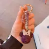 Llavero de coche de dibujos animados con muñeca de diamante, llavero de niña linda, colgante para mochila, llavero de coche, pequeño regalo