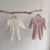 Ropa para Bebé, Ropa de Otoño para Niñas, Cuello Alto, Mameluco Waffle con Encaje de Tres Botones, Traje Largo para Gatear