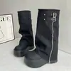 Botas Longas Femininas Únicas com Solas Grossas e Aumento de Altura, Novo Estilo Outono e Inverno 2026, Adequadas para Pessoas Baixas, Estilo Doce e Cool, Botas de Equitação
